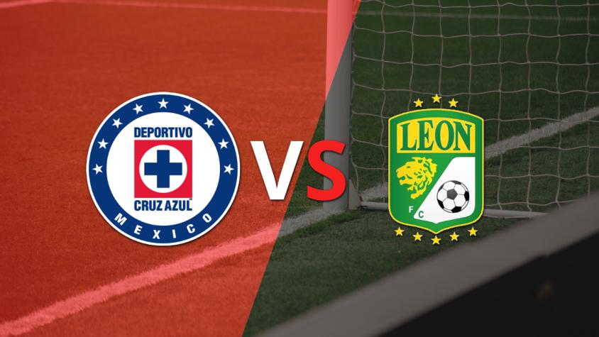 Se enfrentan Cruz Azul y León por la llave 4