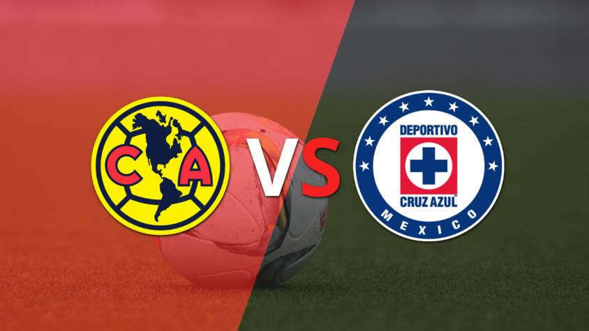Cruz Azul y Club América se van al descanso sin goles