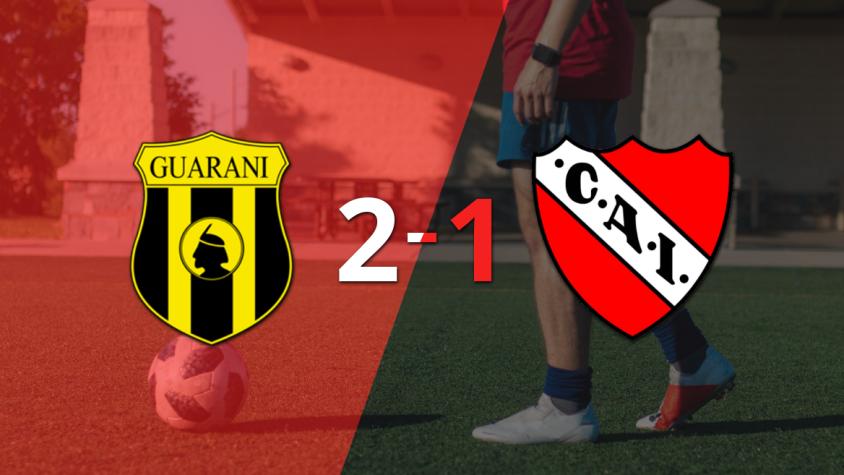 Con dos goles de Gustavo Vargas, Guaraní venció a Independiente