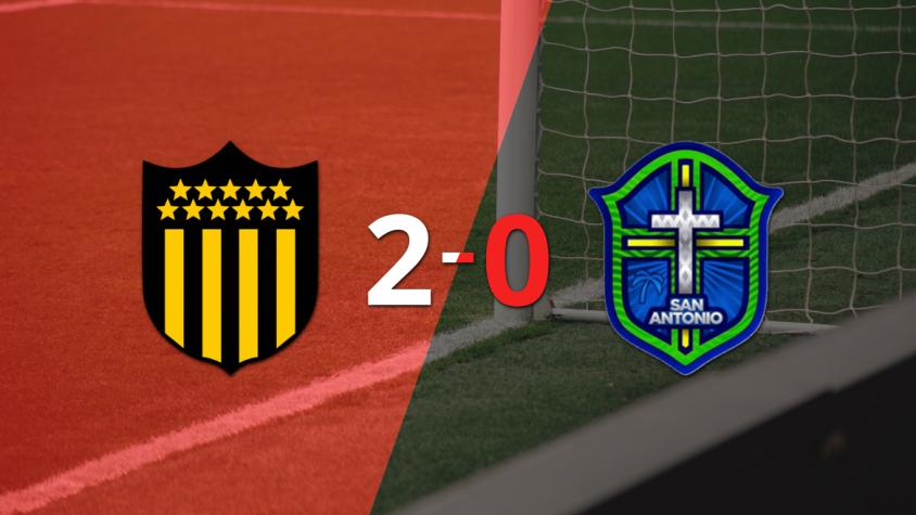 Peñarol celebró una victoria 2-0 sobre San Antonio Bulo Bulo