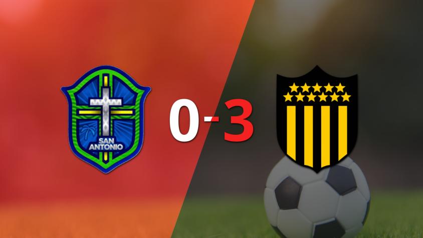 Doblete de Maximiliano Silvera en la goleada de Peñarol frente a San Antonio Bulo Bulo