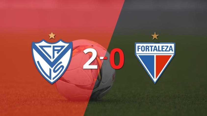 Vélez vence a Fortaleza y pasa a Cuartos de Final