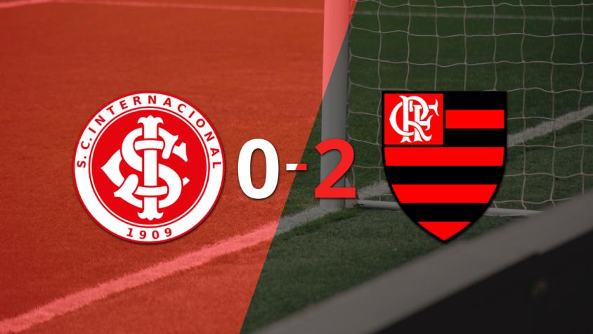 Flamengo clasificó al vencer 2-0 a Internacional