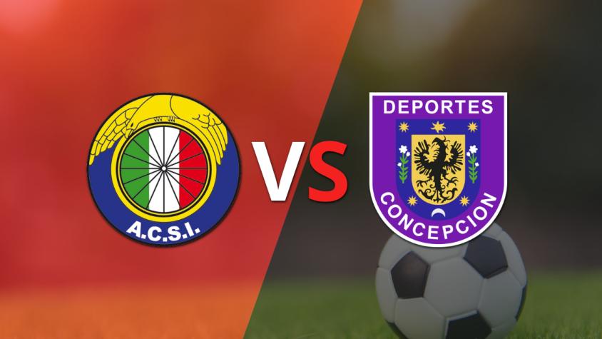 Audax Italiano le está ganando a D. Concepción en el estadio Bicentenario Municipal de La Florida
