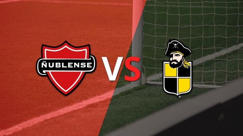 Se juega el segundo tiempo del empate en 0 entre Ñublense y Coquimbo Unido