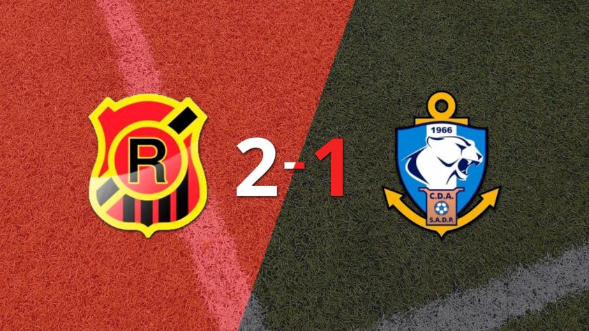 Rangers obtiene una victoria 2-1 contra D. Antofagasta con un gol agónico