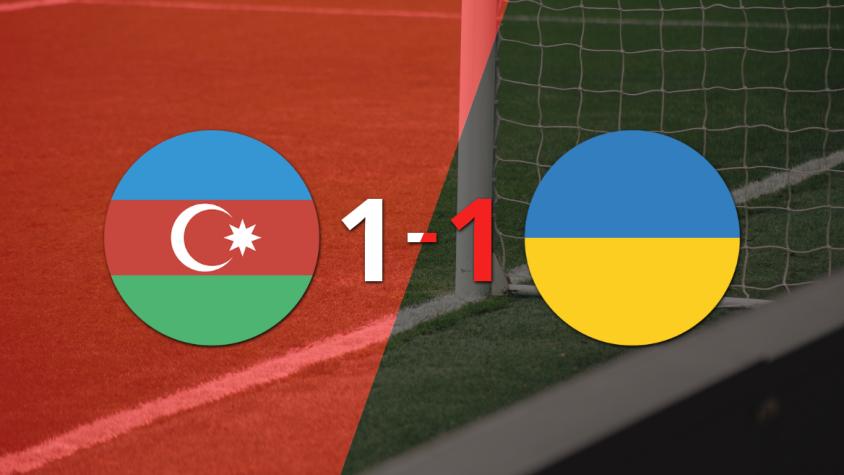 Azerbaiyán logró sacar el empate de local frente a Ucrania