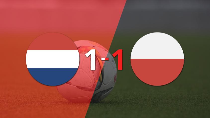 Países Bajos y Polonia igualaron 1 a 1