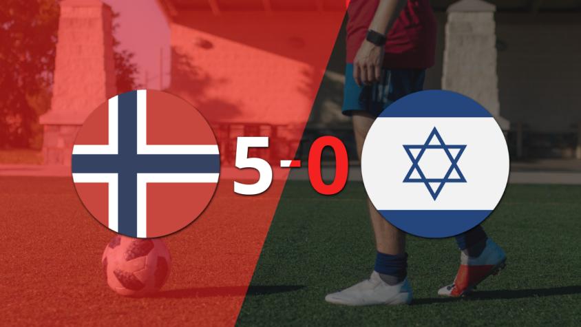 Triplete de Erling Haaland ayuda en la goleada 5-0 de Noruega a Israel