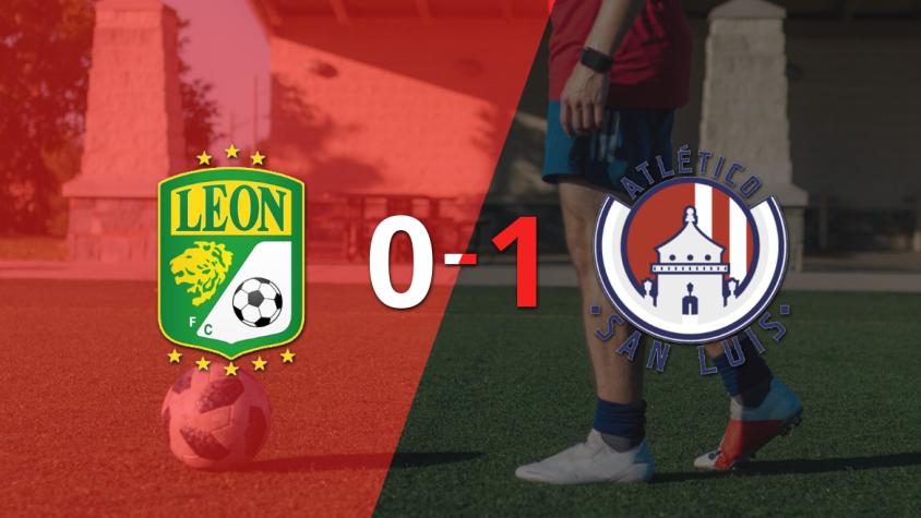 A Atl. de San Luis no le sobró nada, pero venció a León por 1 a 0 con un gol agónico