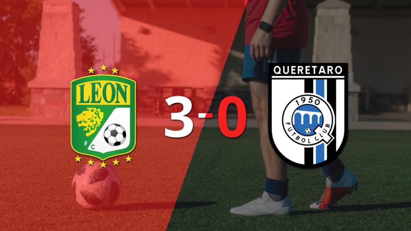 Con doblete de Ismael Díaz, León liquidó 3-0 a Querétaro