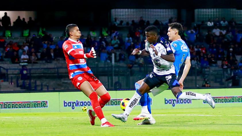Cruz Azul necesita sumar de a 3 para escalar a la cima