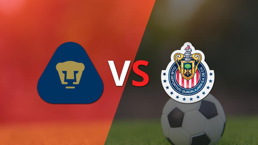 EN VIVO: Pumas UNAM y Chivas arrancan su duelo: 0-0 por la fecha 12 de la Liga MX