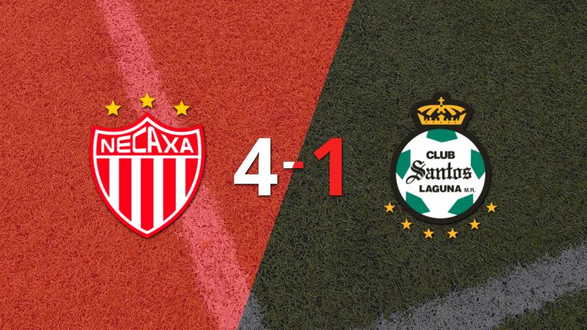 Santos Laguna sucumbe ante Necaxa en una goleada 4-1