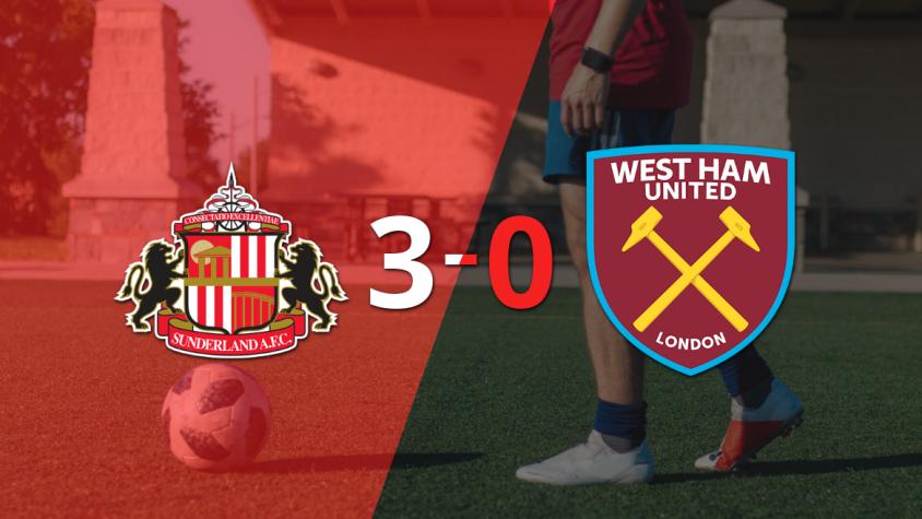 Sunderland golea 3-0 a West Ham United