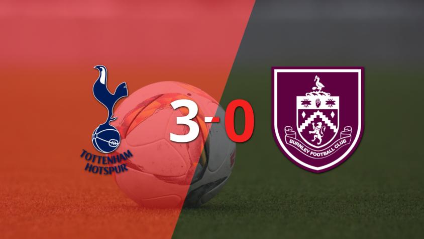 Richarlison anotó un doblete en la goleada 3-0 de Tottenham a Burnley