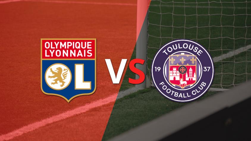 Olympique Lyon necesita sumar de a 3 para escalar a la cima