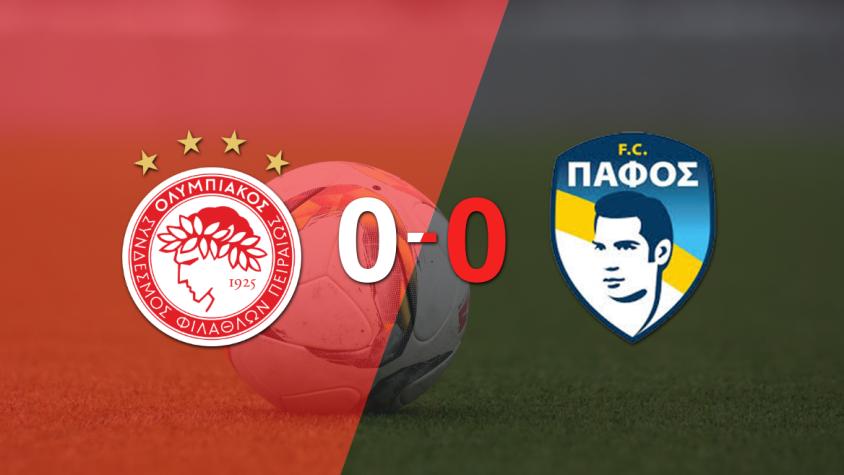 Olympiacos y Pafos igualaron sin goles en el marcador